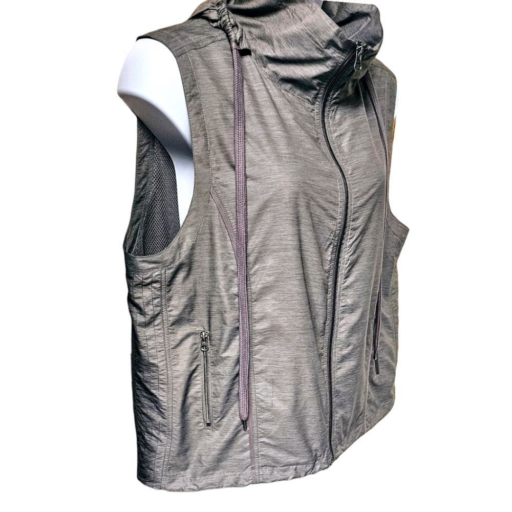 CATO Plus Size Gray Sleeveless Hooded Zip- Up Vest Size 22/24 3X - Picture 3 of 15
